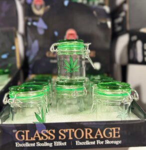 Jar 102- Medium Glass Jar with wire locker 12ct/Display